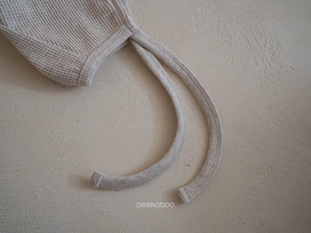 Preorder) Peekaboo Bonnet Jeje