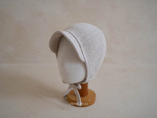 Preorder) Peekaboo Bonnet Jeje
