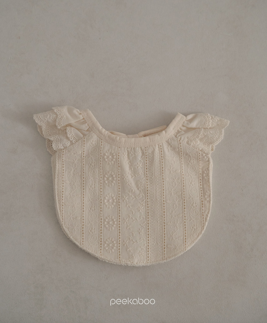 Preorder) Peekaboo Lily Bib