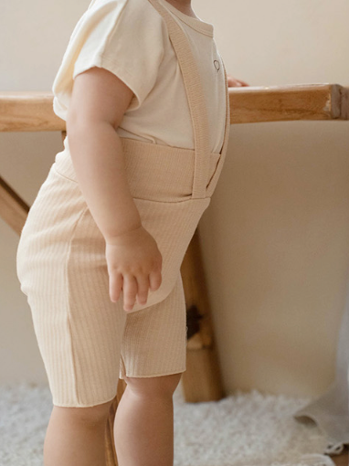 Preorder) Peekaboo Chewy Baby Leggings