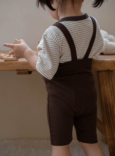 Preorder) Peekaboo Chewy Baby Leggings