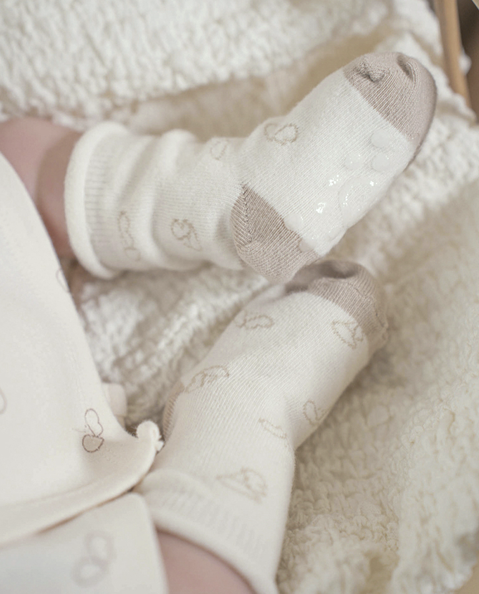 Preorder) Peekaboo Peekabi Socks