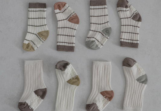 Preorder) Peekaboo Gelato Socks