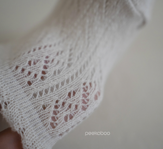 Preorder) Peekaboo Monds Socks