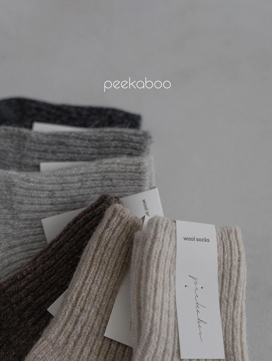 Preorder) Peekaboo Ribbed wool socks