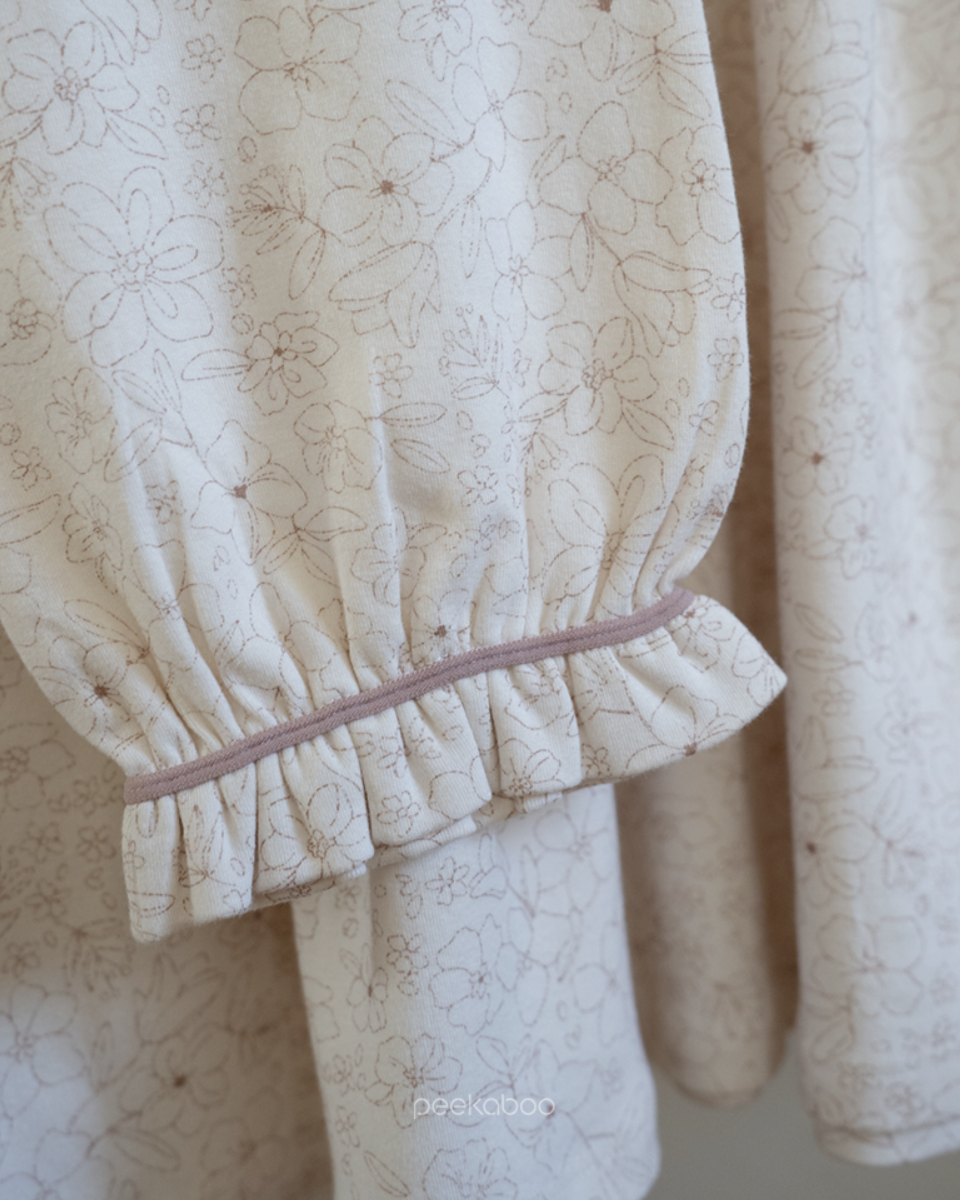 Preorder) Peekaboo / Autumn Spring Blossom Mom Pajama