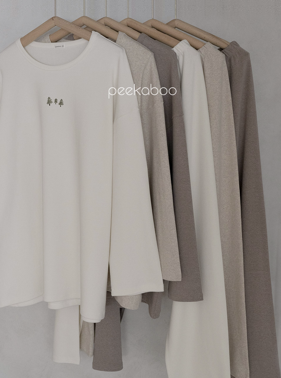 Preorder) Peekaboo / Winter Santa Pajama Dad