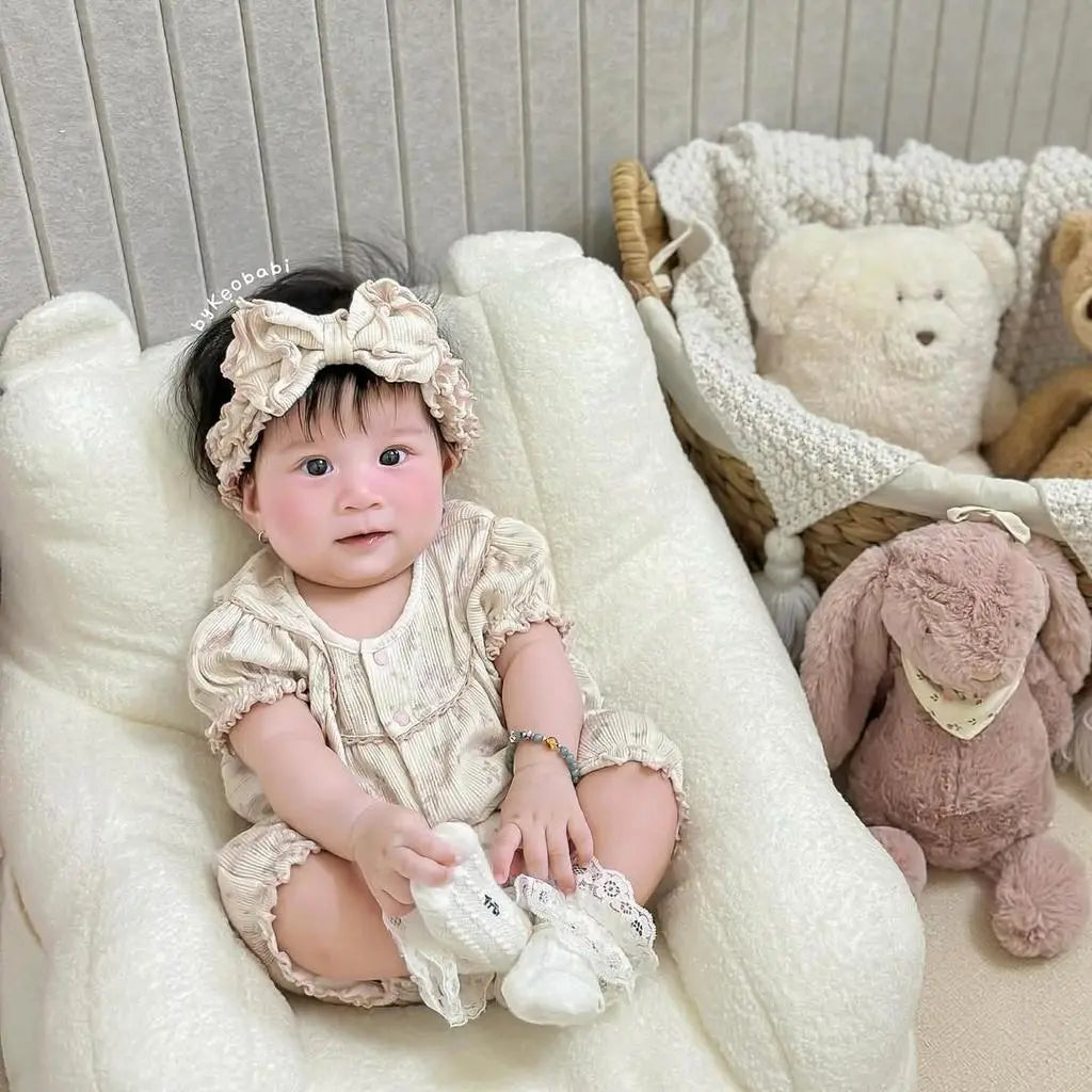 Preorder) Peekaboo Newborn Blooming Two way suit set