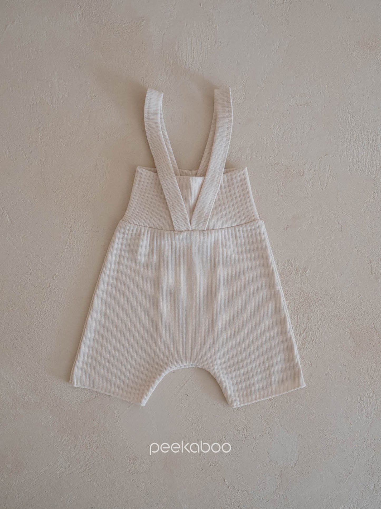 Preorder) Peekaboo Chewy Baby Leggings