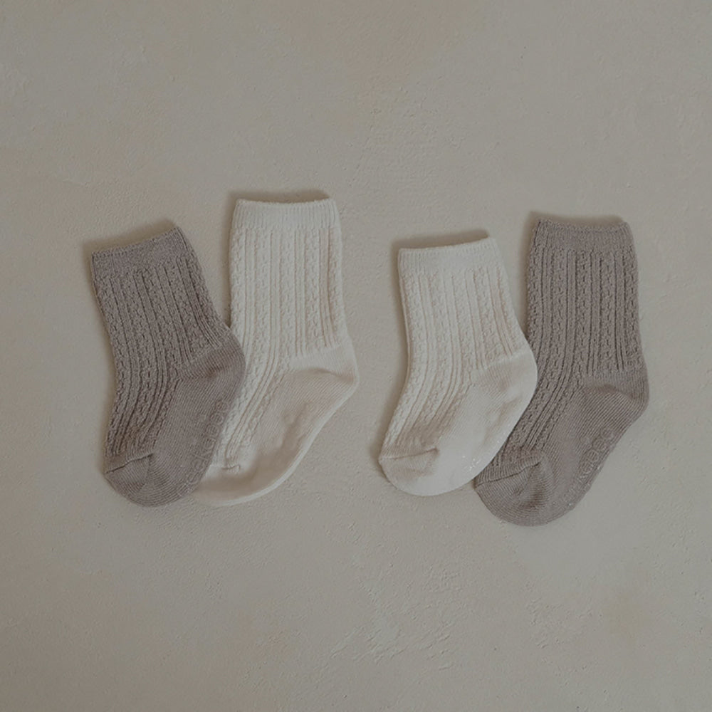 Preorder) Peekaboo Twisted Socks