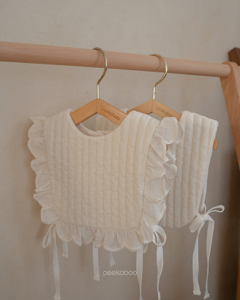 Preorder) Peekaboo Lenu Bib