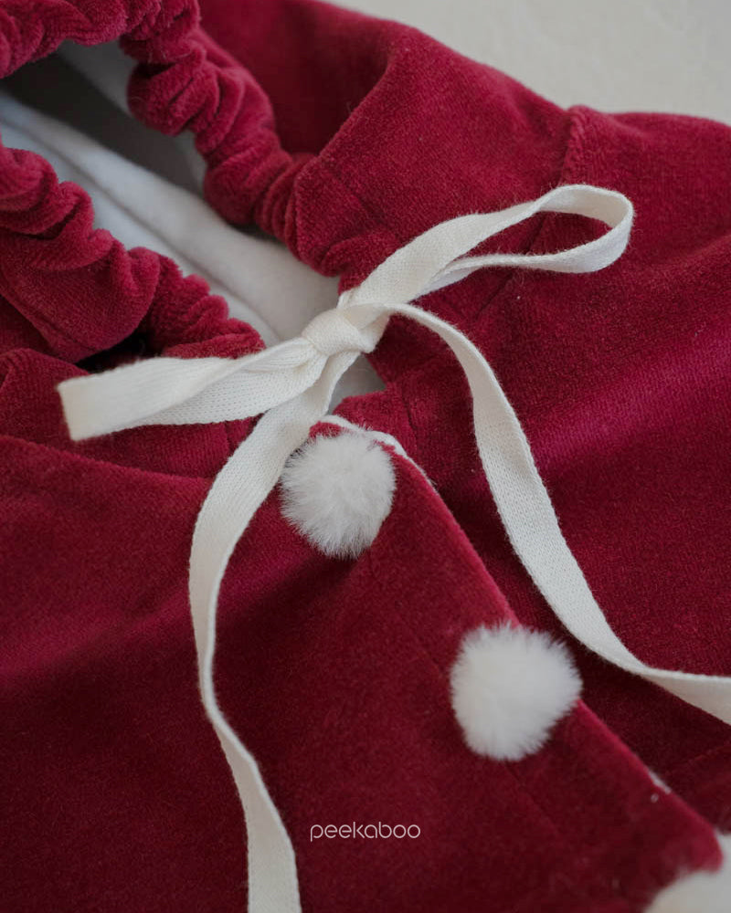 Preorder) Peekaboo Santa Hood