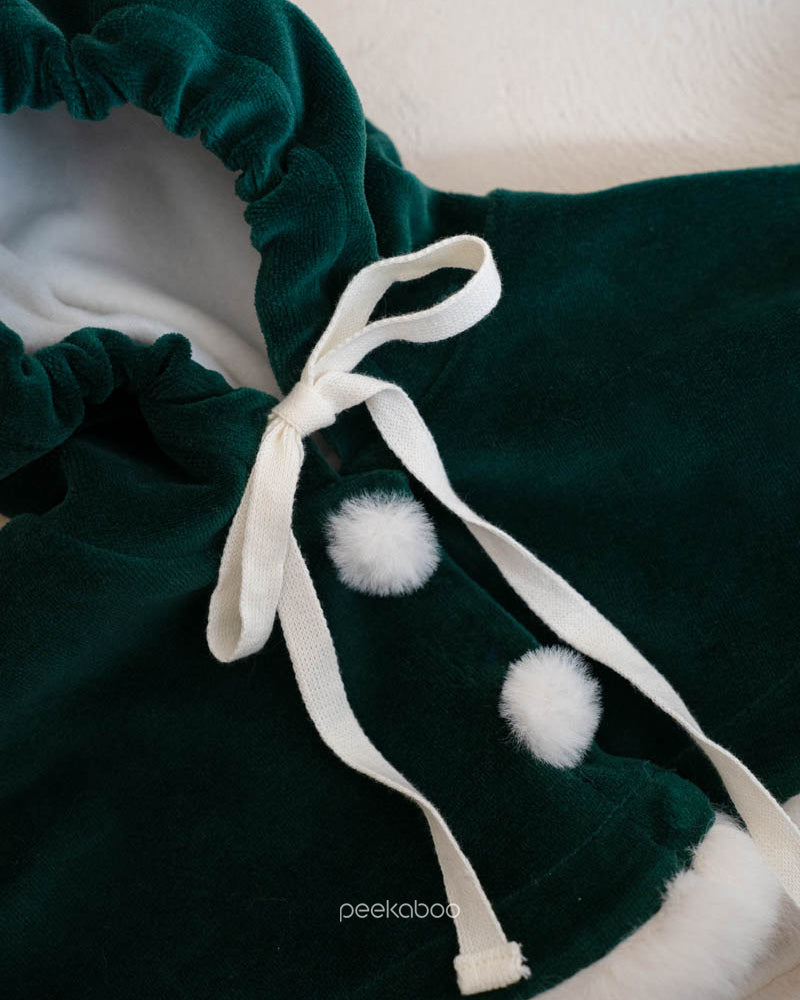 Preorder) Peekaboo Santa Hood