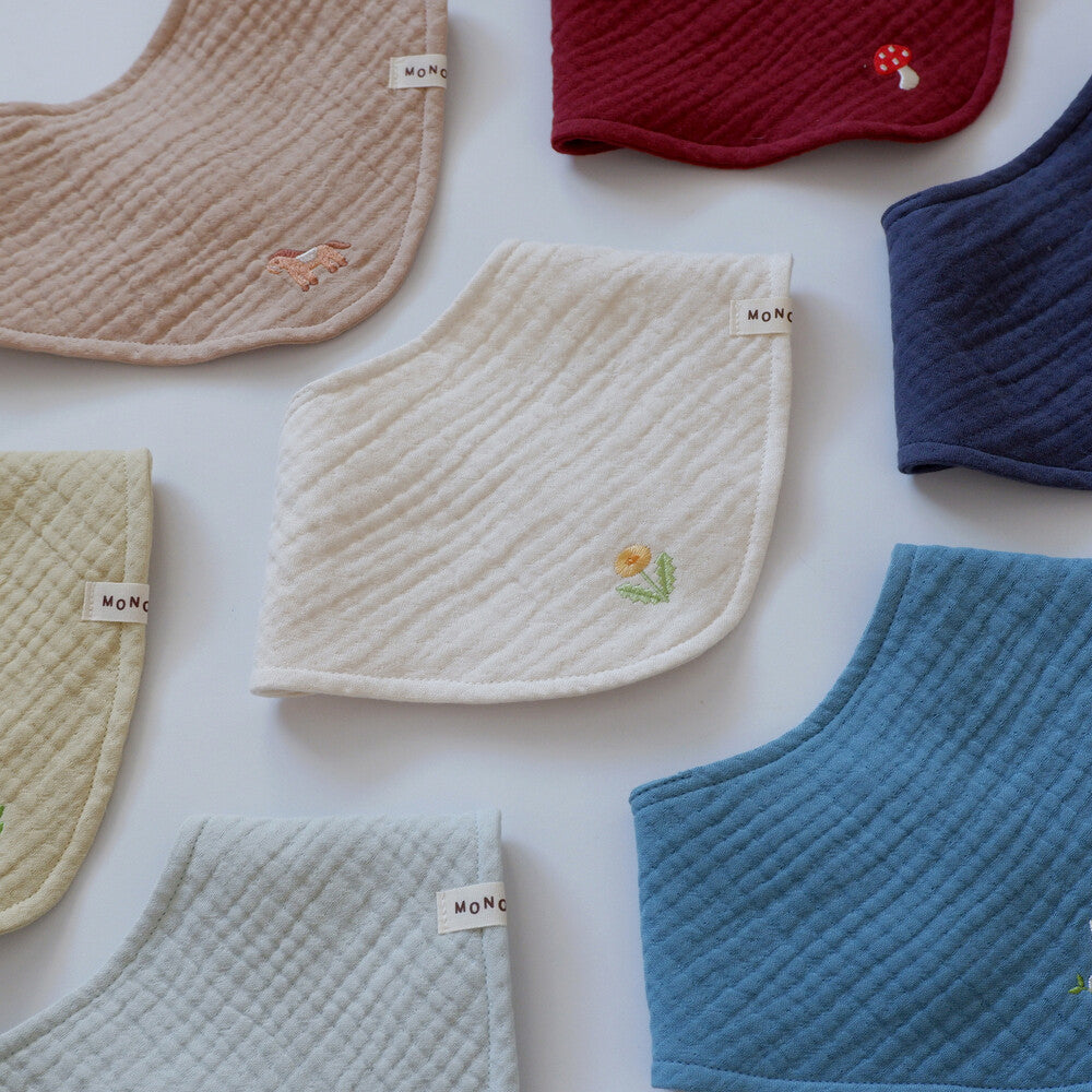 MONOLEIM Motif Scarf Bib