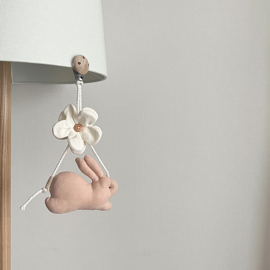 MONOLEIM 純手工兔兔搖鈴安撫吊飾