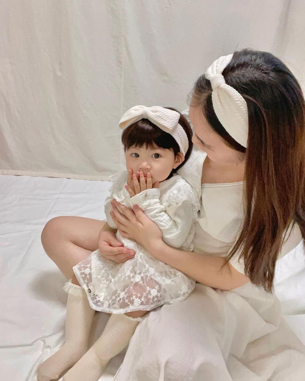 ็พ่ฒจ) ๐๐๐๐๐๐๐๐ โฟ Big Ribbon Headband (Mom plastic)