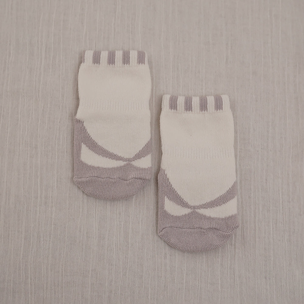 Preorder) Peekaboo Yukata Socks