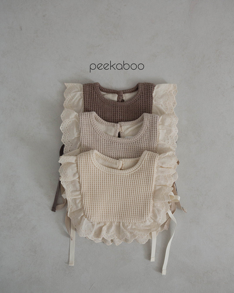 Preorder) Peekaboo Cookie Bib