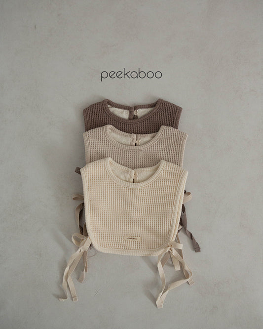 Preorder) Peekaboo Choco Bib