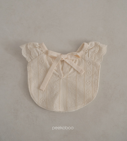 Preorder) Peekaboo Lily Bib