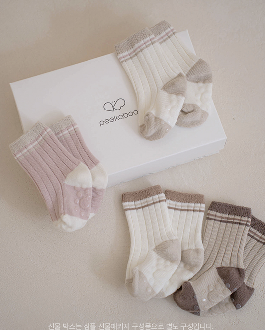 Preorder) Peekaboo Stripe Socks