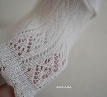 Preorder) Peekaboo Monds Socks