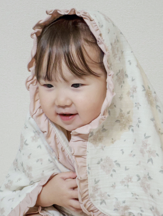 Preorder) Peekaboo / AS Blossom Frill Blanket