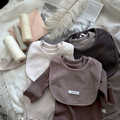 Preorder) Peekaboo Betty Bib