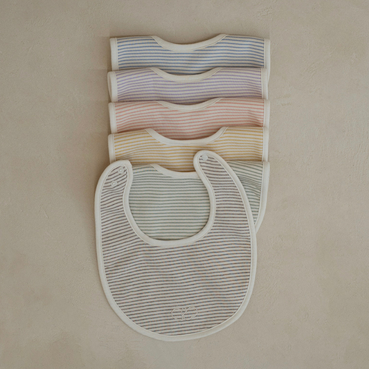 Preorder) Peekaboo Dewy Bib