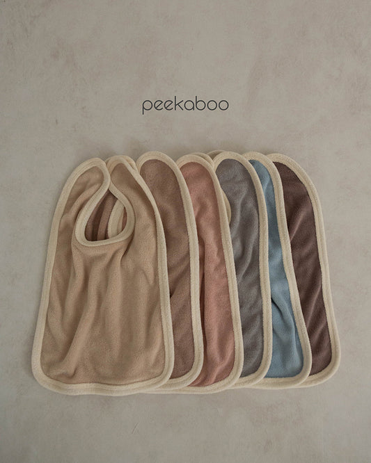 Preorder) Peekaboo Tori Bib