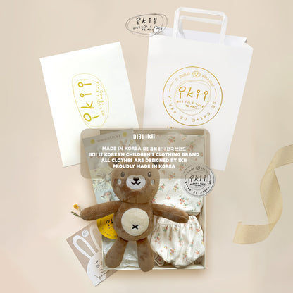 預訂補貨中) 口水肩+安撫公仔+孭帶set 禮盒套裝Gift Set