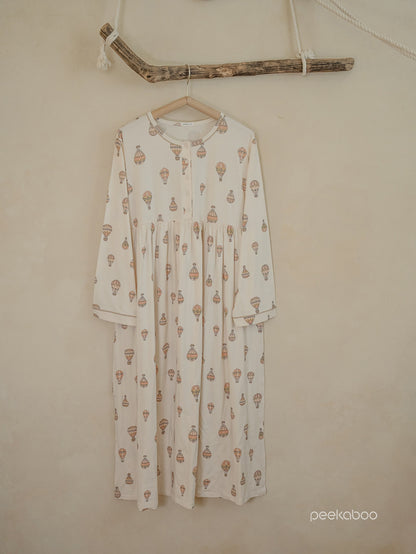 Preorder) Peekaboo / Autumn Spring (Long) Balloon Pajama Mom