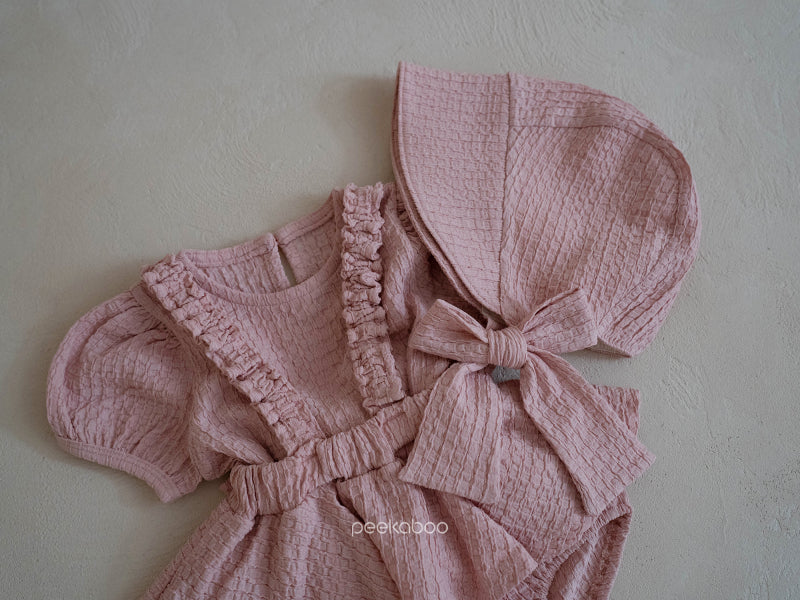 Preorder) Peekaboo / Irene Bonnet