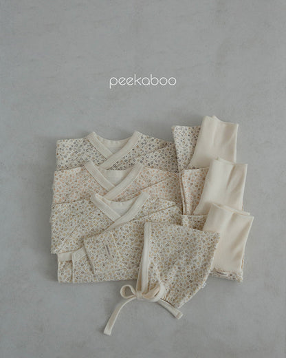 Preorder) Peekaboo Newborn Star Flower